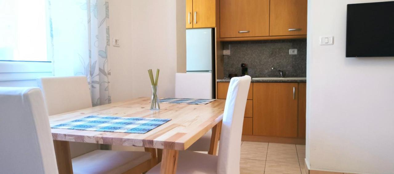 Central Apartment, Fully Equipped Himarë Dış mekan fotoğraf