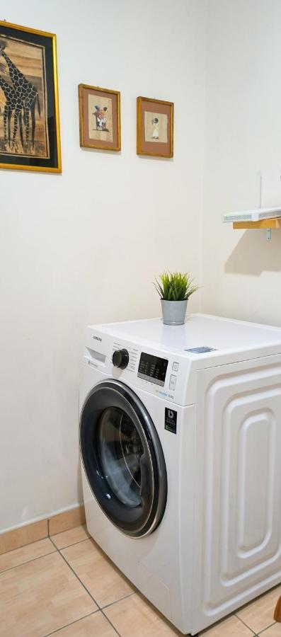 Central Apartment, Fully Equipped Himarë Dış mekan fotoğraf